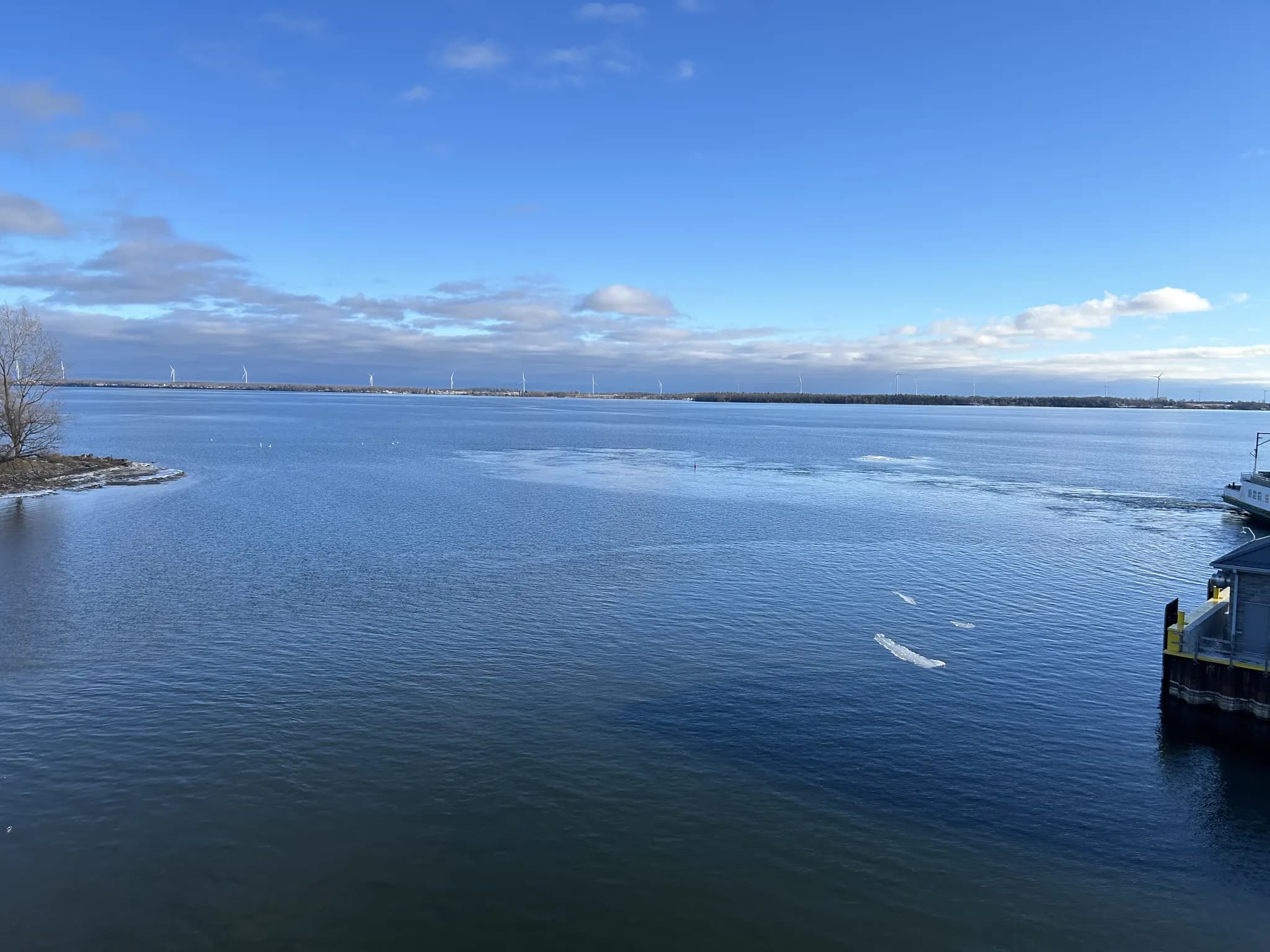 Ontario ferry electrification: shore charging stations